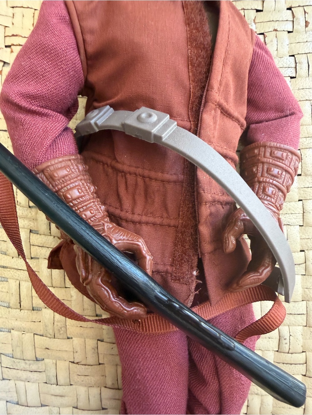 Vintage Hasbro Planet of the Apes Action Figure in Brown and Burgundy Outfit - Picture 4 of 7